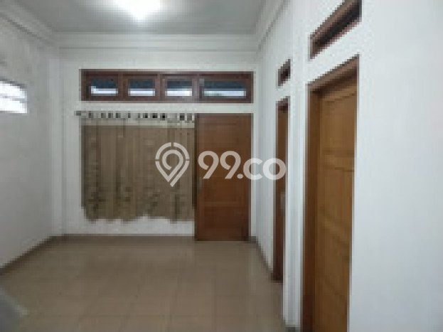 Unit Komersial Dijual di Piyungan Bantul Luas Tanah 73m2, Luas Bangunan 210m2 Unit Komersial Dijual di Piyungan Bantul Luas Tanah 73m2, Luas Bangunan 210m2