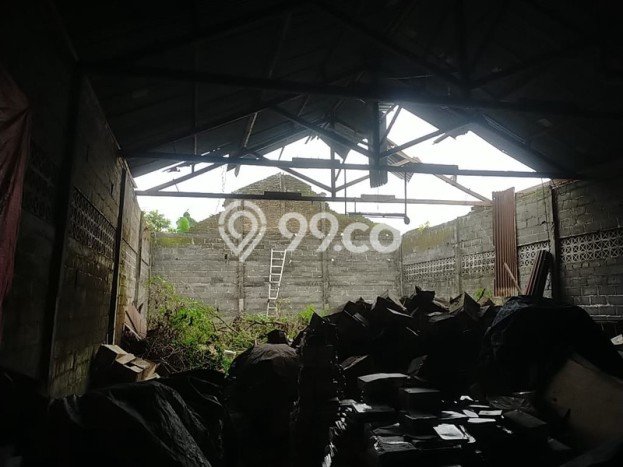 Lokasi Strategis! Dijual Gudang Bisnis di Piyungan, Bantul Kondisi Baik Lokasi Strategis! Dijual Gudang Bisnis di Piyungan, Bantul Kondisi Baik