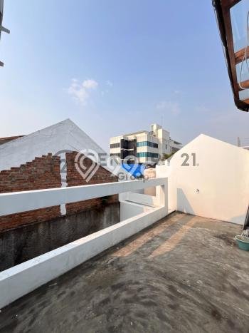 Jual Rumah Luas Elegan Dengan View Eksklusif di Cipete, Jakarta Selatan Jual Rumah Luas Elegan Dengan View Eksklusif di Cipete, Jakarta Selatan