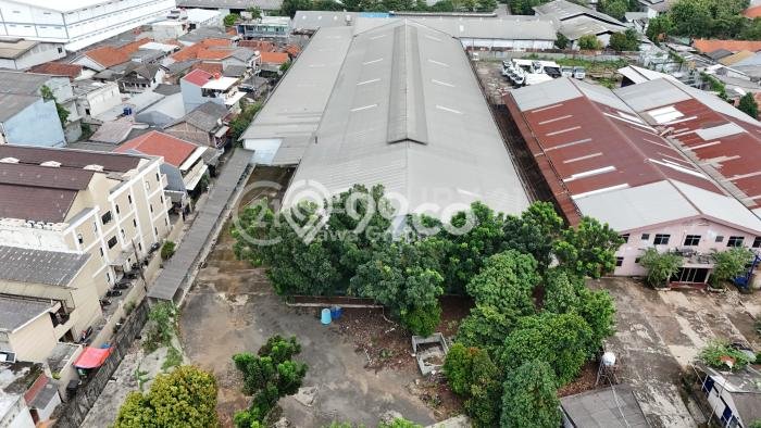 LOKASI TERBAIK! Gudang di Periuk, Luas 3600m², Pusat Perniagaan LOKASI TERBAIK! Gudang di Periuk, Luas 3600m², Pusat Perniagaan