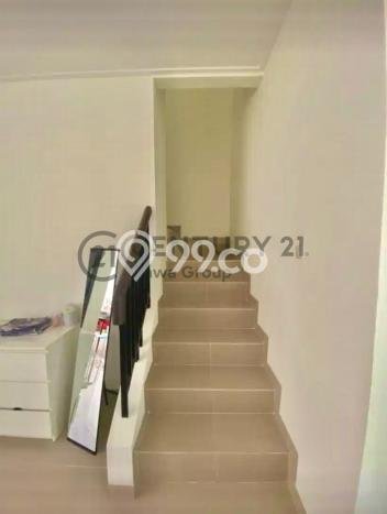 Rumah Cantik Siap Huni Di Cengkareng Luas 200m2 Lokasi Strategis Rumah Cantik Siap Huni Di Cengkareng Luas 200m2 Lokasi Strategis