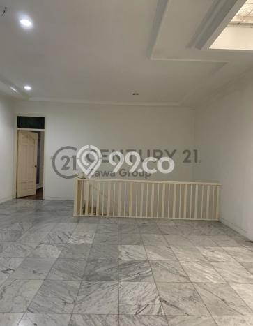 Ready to Use! Luxury House LT 172m2 Desain Elegan di Tanjung Duren Ready to Use! Luxury House LT 172m2 Desain Elegan di Tanjung Duren