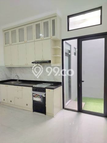 Dijual Rumah 3 Kamar Lokasi Ideal Bagus dan Strategis di BSD Dijual Rumah 3 Kamar Lokasi Ideal Bagus dan Strategis di BSD