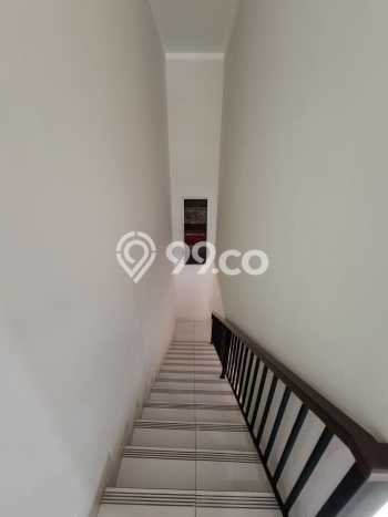 Ready to Use! Premium House LT 135m2 Desain Modern di Sektor 9-Bintaro Ready to Use! Premium House LT 135m2 Desain Modern di Sektor 9-Bintaro