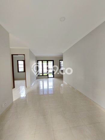 Rumah Mewah dengan Luas Tanah 180m² di Lingkungan Asri BSD, Tangerang Rumah Mewah dengan Luas Tanah 180m² di Lingkungan Asri BSD, Tangerang