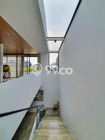 Jual Rumah Luas Megah Dengan View Eksklusif di Bintaro, Jakarta Selatan Jual Rumah Luas Megah Dengan View Eksklusif di Bintaro, Jakarta Selatan