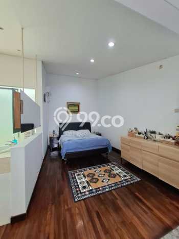 Rumah Elit Modern Siap Huni di Veteran Jakarta Selatan Rumah Elit Modern Siap Huni di Veteran Jakarta Selatan