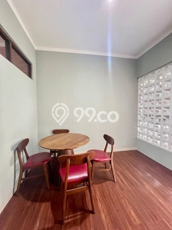 Rumah Elit LB 250m2 Siap Pakai Desain Elegan di Sektor 9-Bintaro, Tangerang Selatan Rumah Elit LB 250m2 Siap Pakai Desain Elegan di Sektor 9-Bintaro, Tangerang Selatan