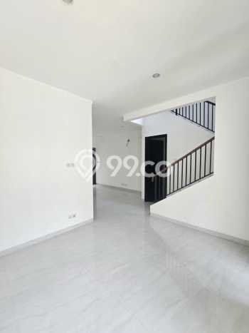 Ready to Use! Premium House LT 135m2 Desain Elegan di Bintaro Ready to Use! Premium House LT 135m2 Desain Elegan di Bintaro