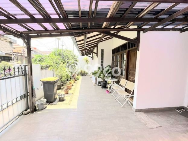 BEST PRICE! Rumah Premium area Ciputat, LT 136m2m² Bangunan 116m2m² BEST PRICE! Rumah Premium area Ciputat, LT 136m2m² Bangunan 116m2m²