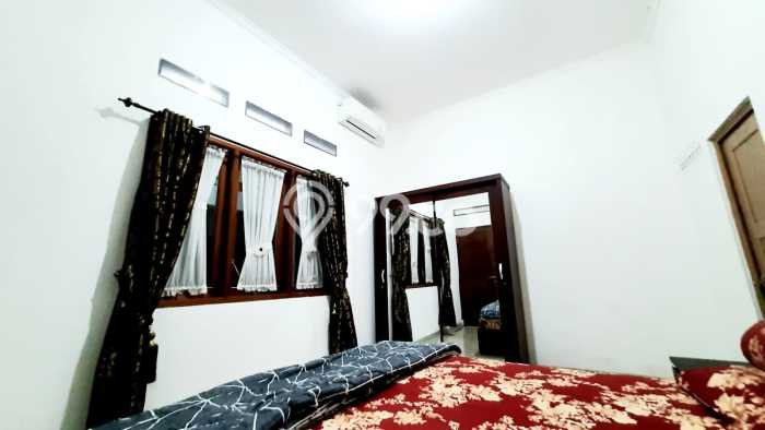 BEST PRICE! Rumah di Serua, Dekat Pusat Kota, 3 KT, LT 242m² Bangunan 200m² BEST PRICE! Rumah di Serua, Dekat Pusat Kota, 3 KT, LT 242m² Bangunan 200m²