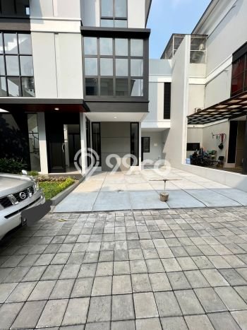 Rumah Siap Disurvey di Cilandak, Jakarta Selatan, Luas 151m² Bangunan 245m² Rumah Siap Disurvey di Cilandak, Jakarta Selatan, Luas 151m² Bangunan 245m²