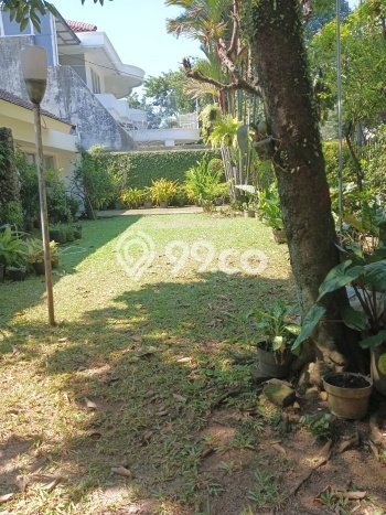 Hunian Eksklusif Siap Huni LT 558m2 di Kebayoran Baru, Jakarta Selatan Hunian Eksklusif Siap Huni LT 558m2 di Kebayoran Baru, Jakarta Selatan