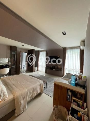 BEST OFFER! Rumah Siap Huni area Sektor 9-Bintaro, Luas 460m² Bangunan 477m² BEST OFFER! Rumah Siap Huni area Sektor 9-Bintaro, Luas 460m² Bangunan 477m²
