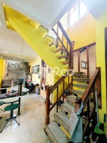 Rumah Berkelas 4 KT 3 KM di Kompleks Cluster Gandaria, Jakarta Selatan Rumah Berkelas 4 KT 3 KM di Kompleks Cluster Gandaria, Jakarta Selatan