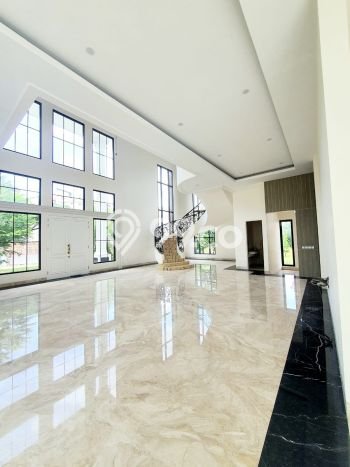 DIJUAL CEPAT! Rumah Siap Huni Area Strategis Alam Sutera, Luas 765m² Bangunan 1100m² DIJUAL CEPAT! Rumah Siap Huni Area Strategis Alam Sutera, Luas 765m² Bangunan 1100m²