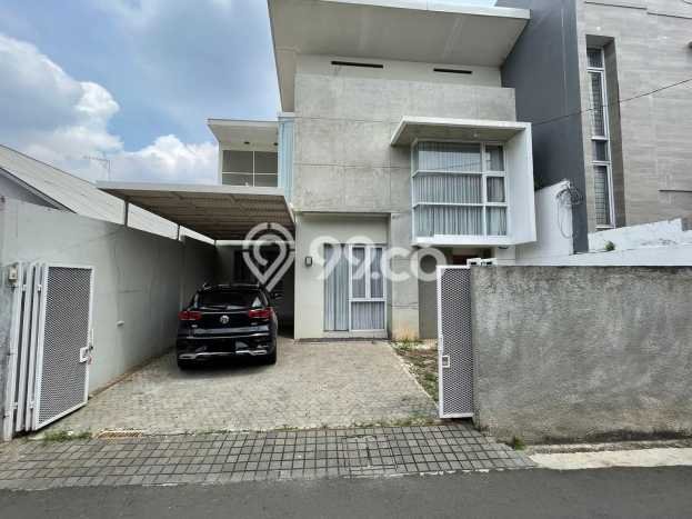 Siap Huni Hunian Elit 3 Kamar di Tebet Dekat ke Mana Pun Siap Huni Hunian Elit 3 Kamar di Tebet Dekat ke Mana Pun
