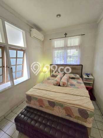 Rumah di Petukangan, Jakarta Selatan, Luas 120m² Bangunan 84m² - JUAL CEPAT! Rumah di Petukangan, Jakarta Selatan, Luas 120m² Bangunan 84m² - JUAL CEPAT!