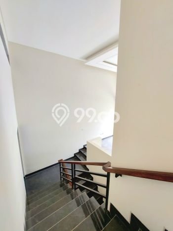 FEATURED! Rumah Nyaman area BSD City, Luas 216m² LB 288m² FEATURED! Rumah Nyaman area BSD City, Luas 216m² LB 288m²