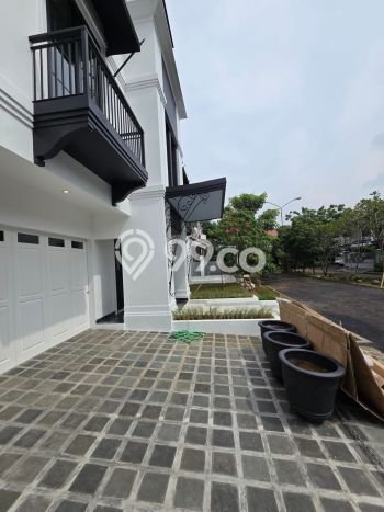 Rumah Area Nyaman kawasan , Tangerang Selatan, Luas 255m2m² Bangunan 385m2m² Rumah Area Nyaman kawasan , Tangerang Selatan, Luas 255m2m² Bangunan 385m2m²