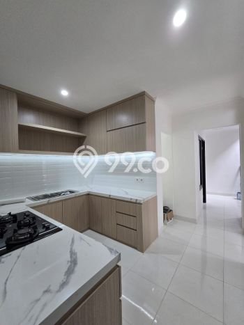 Rumah Area Nyaman kawasan , Tangerang Selatan, Luas 255m2m² Bangunan 385m2m² Rumah Area Nyaman kawasan , Tangerang Selatan, Luas 255m2m² Bangunan 385m2m²