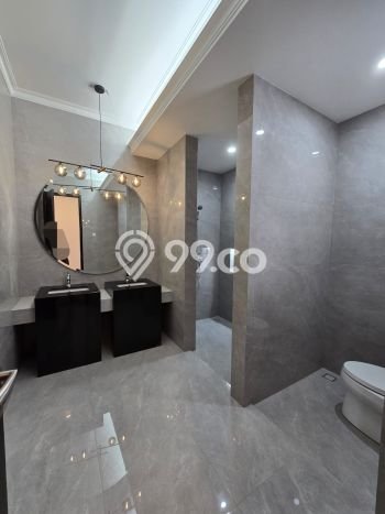 Rumah Area Nyaman kawasan , Tangerang Selatan, Luas 255m2m² Bangunan 385m2m² Rumah Area Nyaman kawasan , Tangerang Selatan, Luas 255m2m² Bangunan 385m2m²