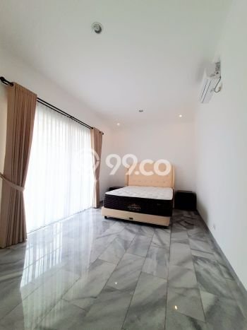 EXCLUSIVE OFFER! Rumah di Sektor 7-Bintaro, 4 KM, Lingkungan Elite, LT 170m² Bangunan 300m² EXCLUSIVE OFFER! Rumah di Sektor 7-Bintaro, 4 KM, Lingkungan Elite, LT 170m² Bangunan 300m²