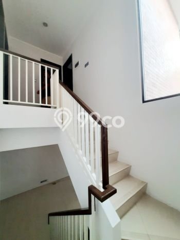 Rumah di Kawasan Sektor 7-Bintaro, Lingkungan Elite 3 KT Rumah di Kawasan Sektor 7-Bintaro, Lingkungan Elite 3 KT