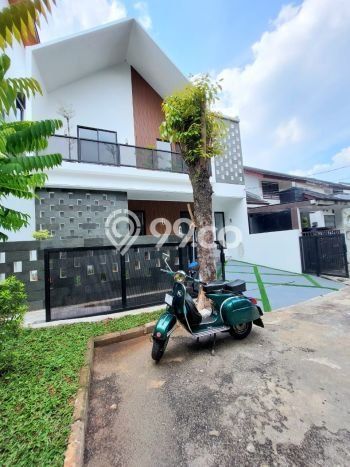 Rumah Terawat kawasan Sektor 9-Bintaro, Tangerang Selatan, Luas 125m² Bangunan 206m² HARGA MENARIK! Rumah Terawat kawasan Sektor 9-Bintaro, Tangerang Selatan, Luas 125m² Bangunan 206m² HARGA MENARIK!