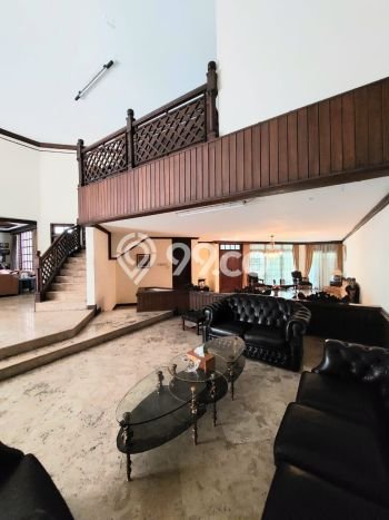 Dijual Hunian Mewah dengan Fasilitas Sekitar Lengkap di Kebayoran Baru, Jakarta Selatan Dijual Hunian Mewah dengan Fasilitas Sekitar Lengkap di Kebayoran Baru, Jakarta Selatan
