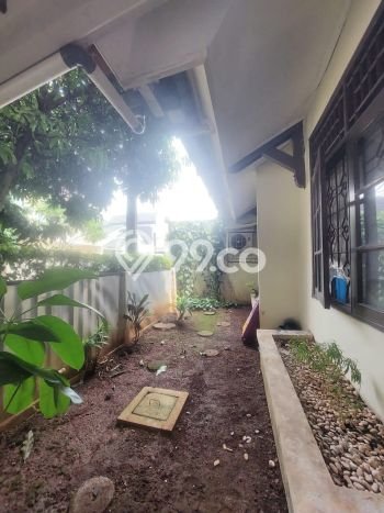 Rumah 3 KT 2 KM di Area Sektor 9-Bintaro, Tangerang Selatan Rumah 3 KT 2 KM di Area Sektor 9-Bintaro, Tangerang Selatan