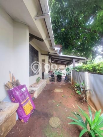 Rumah 3 KT 2 KM di Area Sektor 9-Bintaro, Tangerang Selatan Rumah 3 KT 2 KM di Area Sektor 9-Bintaro, Tangerang Selatan