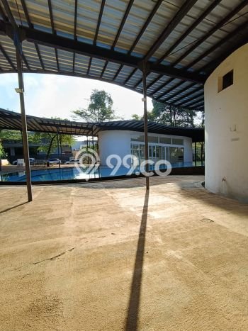 HARGA SPECIAL! Rumah Strategis di Veteran, LT 186m² Bangunan 139m² HARGA SPECIAL! Rumah Strategis di Veteran, LT 186m² Bangunan 139m²