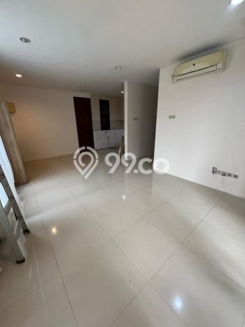 HARGA SPECIAL! Rumah Strategis di Veteran, LT 186m² Bangunan 139m² HARGA SPECIAL! Rumah Strategis di Veteran, LT 186m² Bangunan 139m²