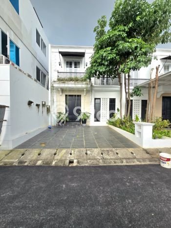 For Sale! Luxury House LT 110m2 Desain Modern di Rempoa Ciputat Timur For Sale! Luxury House LT 110m2 Desain Modern di Rempoa Ciputat Timur