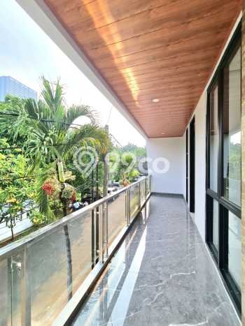 Rumah Idaman Modern! Rumah Mewah di Sektor 9-Bintaro, Tangerang Selatan, Luas 212m² Bangunan 300m² Rumah Idaman Modern! Rumah Mewah di Sektor 9-Bintaro, Tangerang Selatan, Luas 212m² Bangunan 300m²