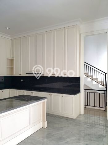 For Sale! Premium House LT 1150m2 Desain Modern di Pondok Indah For Sale! Premium House LT 1150m2 Desain Modern di Pondok Indah