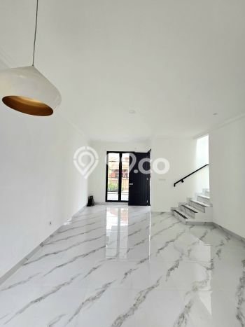 Rumah Strategis Minimalis Lb 117m2 di Pondok Aren, Tangerang Selatan Rumah Strategis Minimalis Lb 117m2 di Pondok Aren, Tangerang Selatan