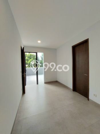 Jual Rumah Luas Megah Dengan View Cantik di Alam Sutera, Tangerang Jual Rumah Luas Megah Dengan View Cantik di Alam Sutera, Tangerang