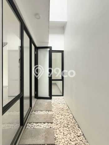 Jual Rumah Mewah Megah Dengan View Cantik di Sektor 9-Bintaro, Tangerang Selatan Jual Rumah Mewah Megah Dengan View Cantik di Sektor 9-Bintaro, Tangerang Selatan