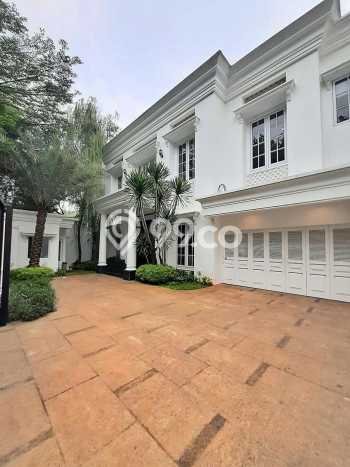Jual Rumah Mewah Elegan Dengan View Eksklusif di Pondok Indah, Jakarta Selatan Jual Rumah Mewah Elegan Dengan View Eksklusif di Pondok Indah, Jakarta Selatan
