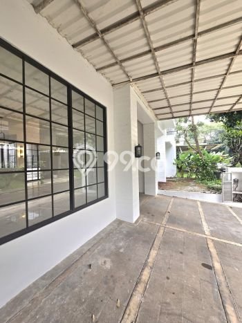 BEST PRICE! Rumah Berkualitas di Sektor 9-Bintaro, Luas 180m² Bangunan 200m² BEST PRICE! Rumah Berkualitas di Sektor 9-Bintaro, Luas 180m² Bangunan 200m²