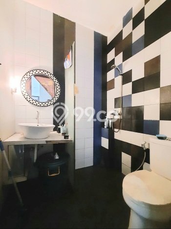 Rumah LT 185m² / LB 181m² di Kawasan Bintaro, Tangerang Selatan Rumah LT 185m² / LB 181m² di Kawasan Bintaro, Tangerang Selatan