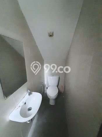 Rumah di Sektor 9-Bintaro, 4 KT, Lingkungan Nyaman Rumah di Sektor 9-Bintaro, 4 KT, Lingkungan Nyaman