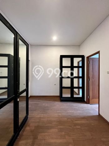 Rumah Luxury Modern Siap Huni di Lebak Bulus Jakarta Selatan Rumah Luxury Modern Siap Huni di Lebak Bulus Jakarta Selatan