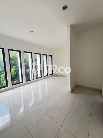 Rumah Elit LB 250m2 Siap Pakai Desain Elegan di Sektor 9-Bintaro, Tangerang Selatan Rumah Elit LB 250m2 Siap Pakai Desain Elegan di Sektor 9-Bintaro, Tangerang Selatan