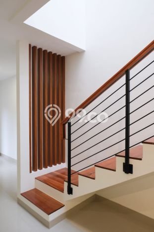 Rumah Exclusive 3 KT 3 KM di Kompleks Cluster BSD, Tangerang Rumah Exclusive 3 KT 3 KM di Kompleks Cluster BSD, Tangerang
