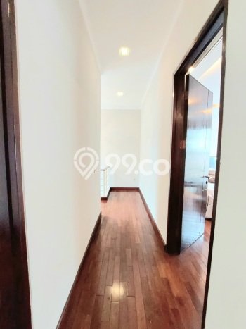 Rumah Mewah Dijual LT 128m2 di BSD, Tangerang Selatan Rumah Mewah Dijual LT 128m2 di BSD, Tangerang Selatan
