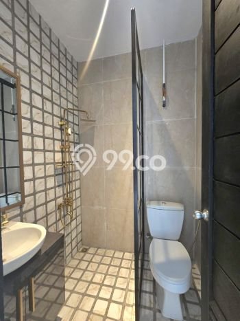 BEST PRICE! Rumah Berkualitas di Sektor 9-Bintaro, Luas 180m² Bangunan 200m² BEST PRICE! Rumah Berkualitas di Sektor 9-Bintaro, Luas 180m² Bangunan 200m²