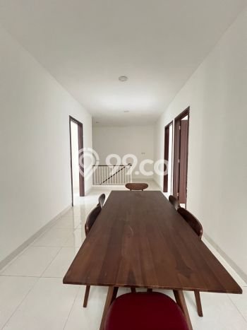 Rumah Elit LB 250m2 Siap Pakai Desain Elegan di Sektor 9-Bintaro, Tangerang Selatan Rumah Elit LB 250m2 Siap Pakai Desain Elegan di Sektor 9-Bintaro, Tangerang Selatan